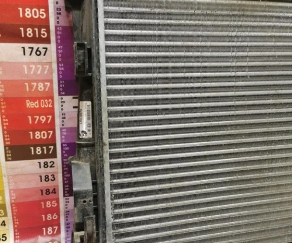 Радиатор охлаждения ДВС для Renault Sandero 5S 2012-2018 на фотографиях