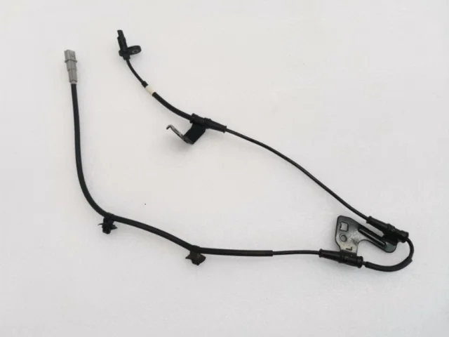 Датчик ABS передний левый для Hyundai Solaris 2 (2017-2022) на фотографиях