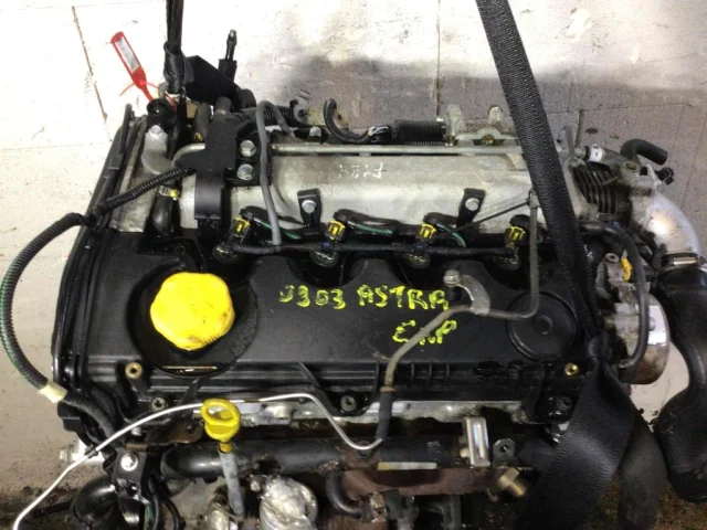 Двигатель для Opel Zafira B 2005-2015 на фотографиях