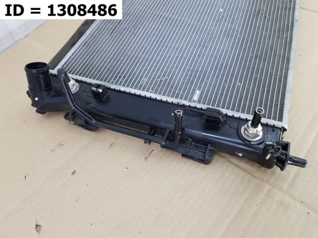 Радиатор охлаждения ДВС для Hyundai Creta 1 GS 2016-2021 на фотографиях