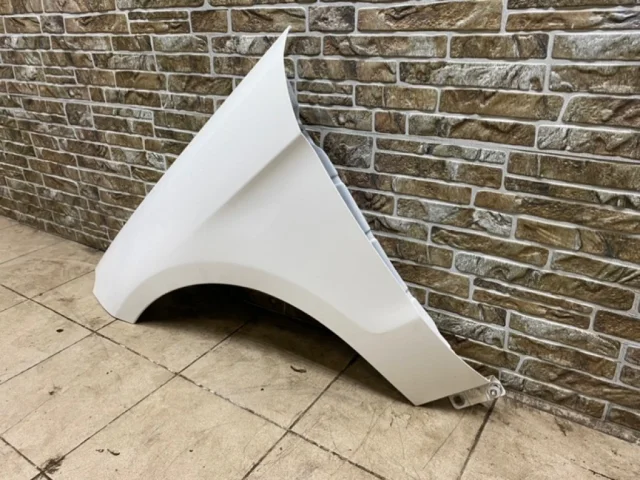 Крыло левое для Mercedes-Benz GLE class W166 2015-2018 на фотографиях