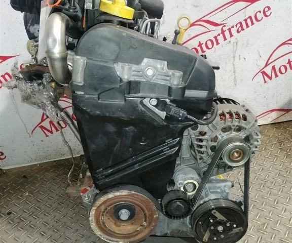 Двигатель без навесного для Renault Megane Хэтчбек 5 KZ 2008-2012 на фотографиях