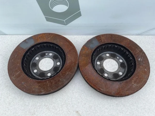 Диски тормозные передние (комплект) для Mercedes-Benz E class W213 2016-2023 на фотографиях