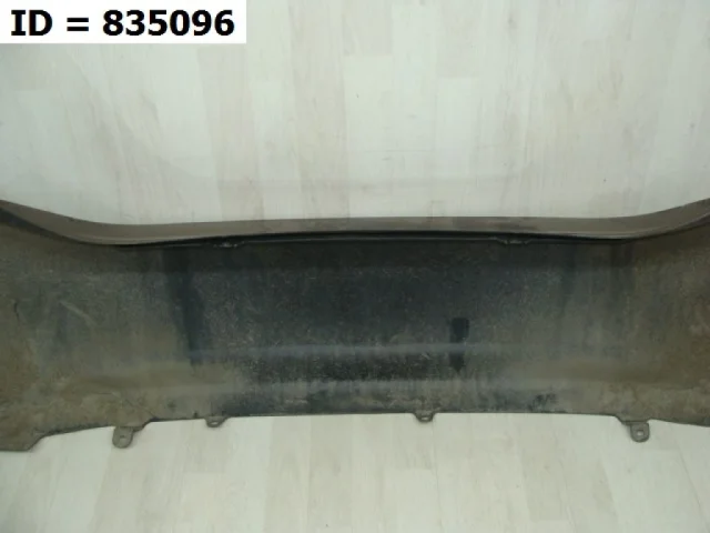 Бампер задний для Toyota Corolla E170 Седан (US) 2012-2018 на фотографиях