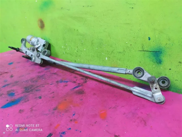 Трапеция стеклоочистителей для Audi Q7 4L 2005-2015 на фотографиях