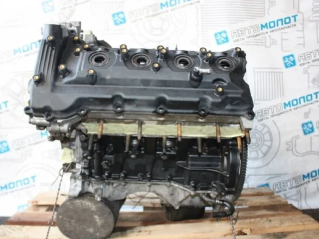 Двигатель для Toyota Land Cruiser 200 2007-2015 на фотографиях