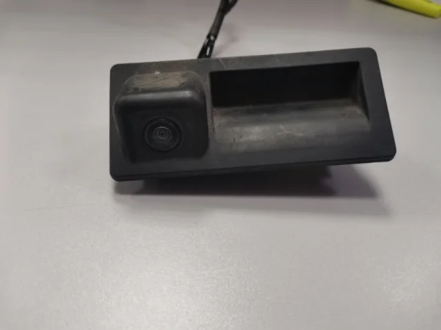 Камера заднего вида для Porsche Cayenne 958 Rest 2014-2018 на фотографиях