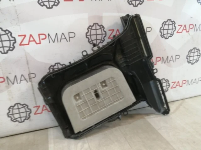 Корпус воздушного фильтра для Audi Q7 4M 2015+ на фотографиях