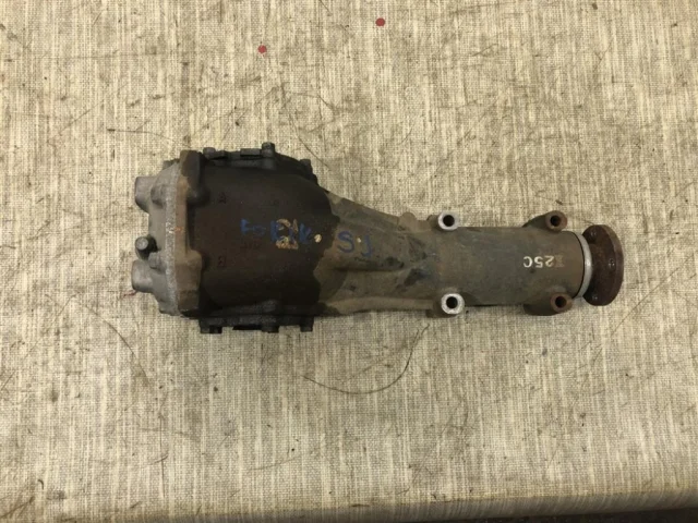 Редуктор заднего моста для Subaru Legacy Универсал BH/B12 1998-2003 на фотографиях