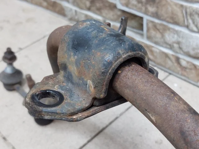 Стабилизатор поперечной устойчивости задний для Jeep Grand Cherokee 4 WK2 rest 2013-2018 на фотографиях