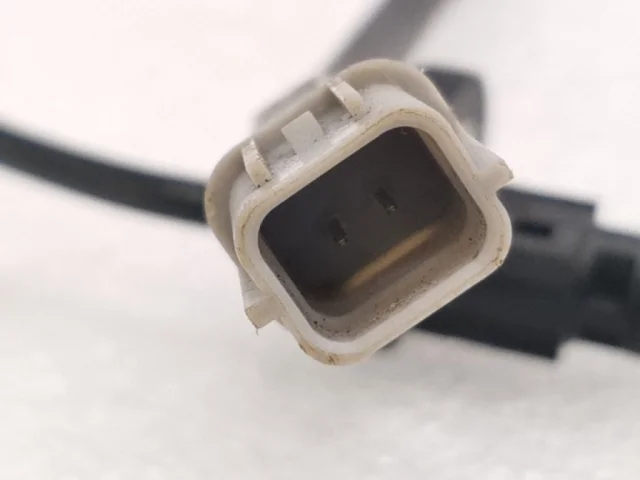 Датчик ABS передний левый для Hyundai Solaris 2 (2017-2022) на фотографиях