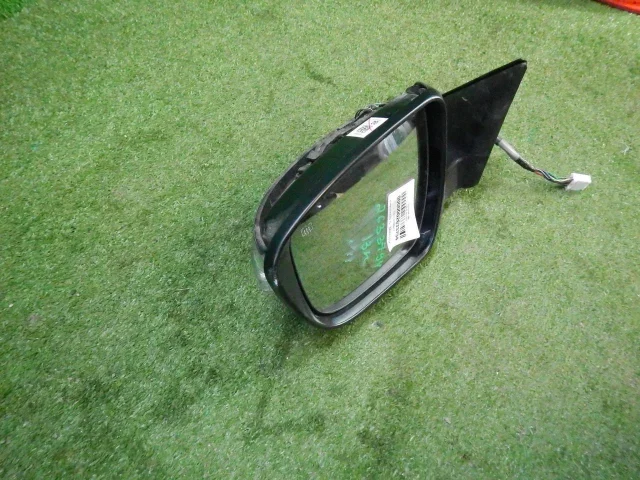 Стекла и зеркала для Nissan Qashqai J11 2013-2019 на фотографиях