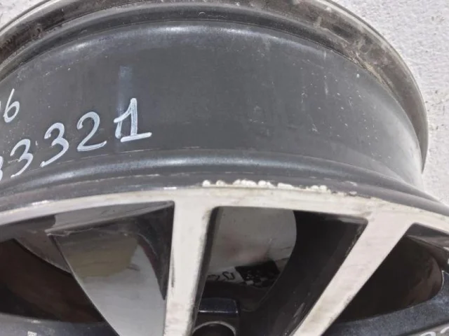 Диск колесный литой для Skoda Rapid I NH3 2012-2017 на фотографиях