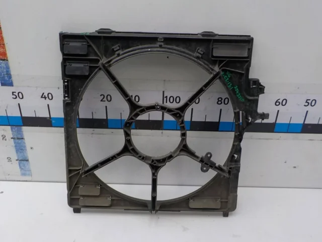 Вентилятор радиатора охлаждения ДВС для BMW X5 F15 (Ф15) 2013-2018 на фотографиях