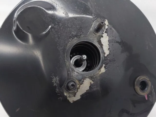 Вакуумный усилитель тормозов для Renault Duster HS 2010-2015 на фотографиях