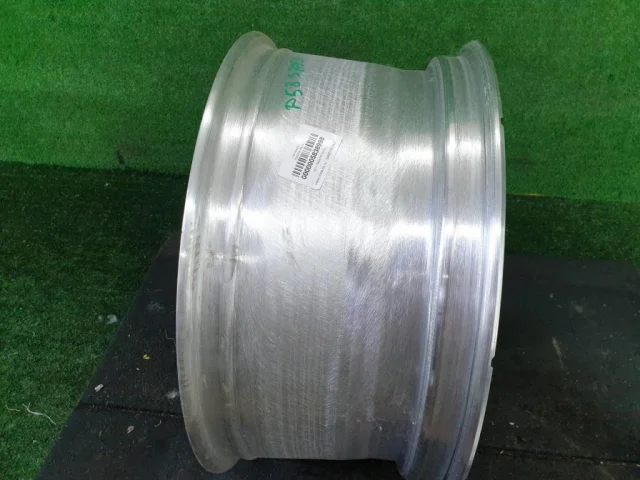 Диск колесный литой для Volvo XC90 II L rest 2019+ на фотографиях