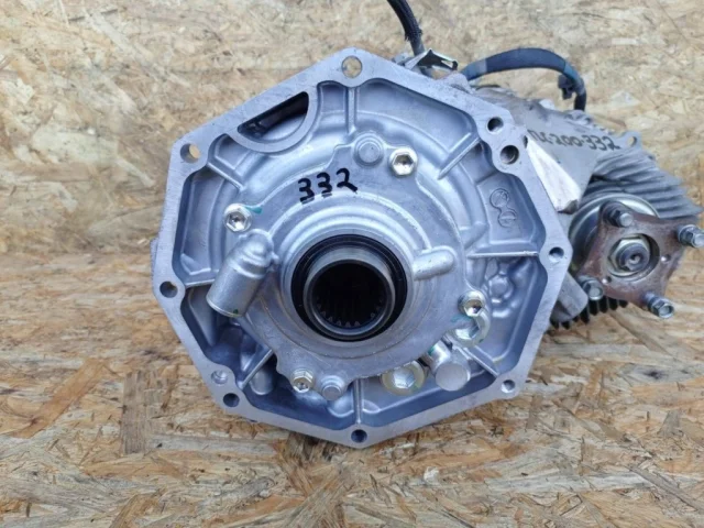 Раздатка для Lexus LX J200 2007-2015 на фотографиях