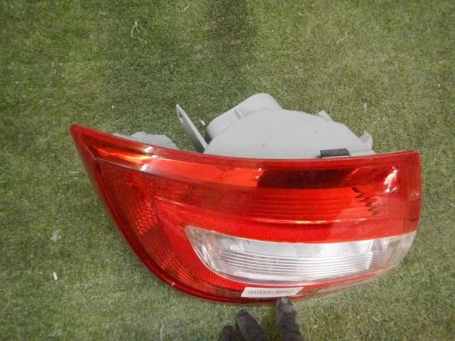 Фонарь левый для Skoda Rapid I NH3 2012-2017 на фотографиях