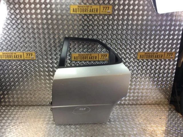 Дверь задняя левая для Honda Civic FK,FN 5D 2006-2012 на фотографиях