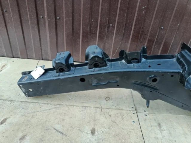 Лонжерон передний правый для Hyundai Solaris 1 рестайлинг 2014-2017 на фотографиях