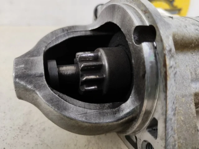 Стартер для SsangYong Kyron DJ rest 2007-2016 на фотографиях