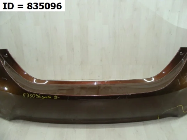 Бампер задний для Toyota Corolla E170 Седан (US) 2012-2018 на фотографиях