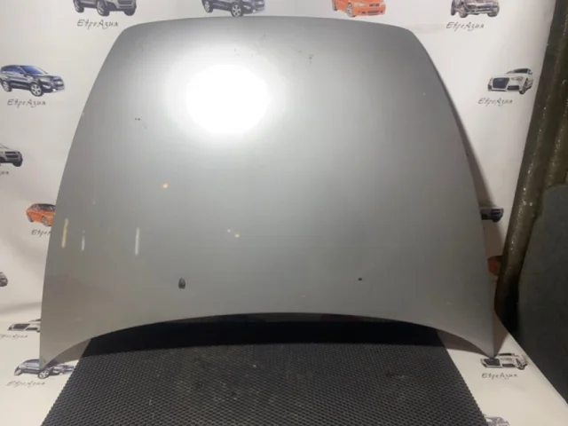 Капот для Volvo C30 MK 2006-2013 на фотографиях