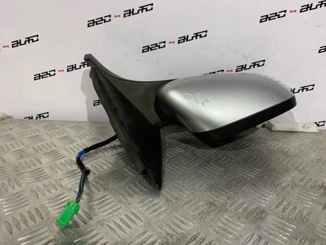 Зеркала для Volvo C30 MK 2006-2013 на фотографиях