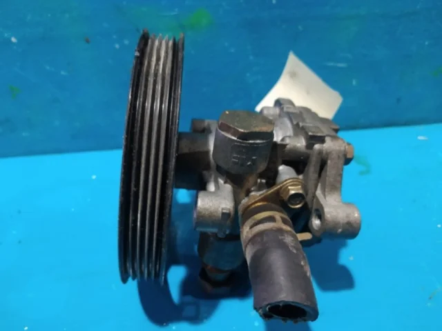 Насос ГУР для Mitsubishi Lancer 9 Седан CS 2003-2010 на фотографиях