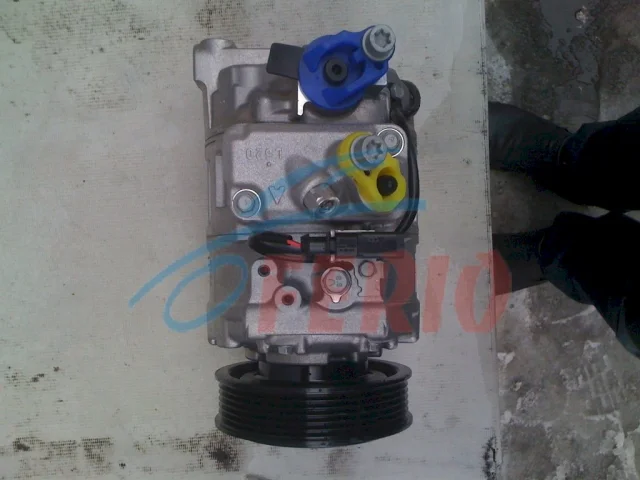 Компрессор кондиционера для Porsche Cayenne 955 2002-2007 на фотографиях