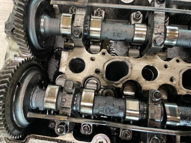 ГБЦ для Mitsubishi Pajero Sport KH0 2008-2013 на фотографиях