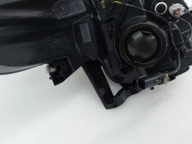 Фара левая для Ford Explorer U502 2011-2016 на фотографиях