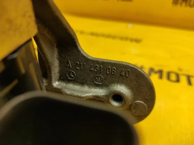 Блок ABS для Mercedes-Benz E class W211 2002-2009 на фотографиях