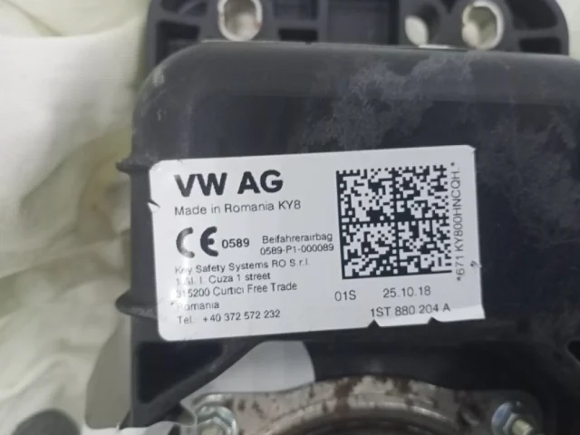 Подушка безопасности водителя для Skoda Rapid I rest NH3 2017-2020 на фотографиях