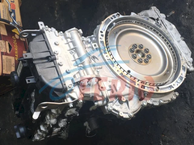 Двигатель без навесного для Mercedes-Benz Sprinter II (W906) Грузовая платформа 2006-2018 на фотографиях