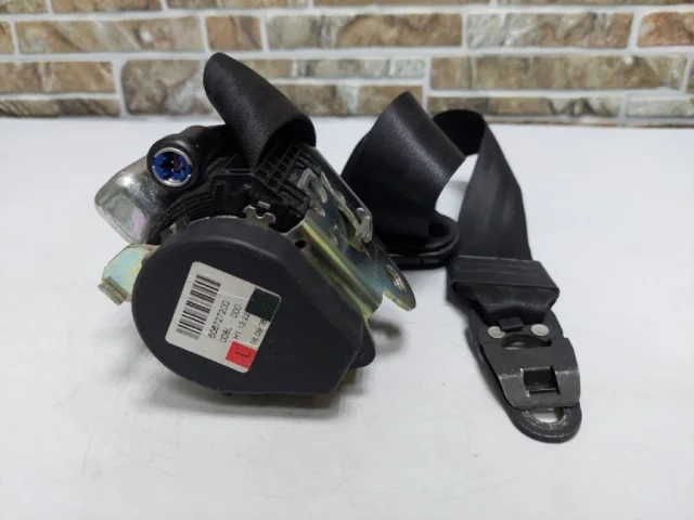 Ремень безопасности передний левый для Audi Q7 4M 2015+ на фотографиях