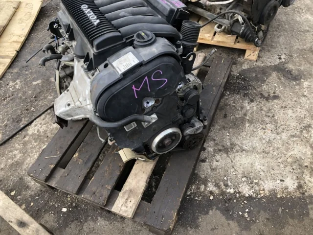 Продажа двигателя B5244S4