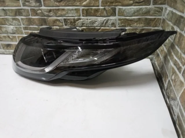 Фары для Land Rover Range Rover Evoque L538 Rest 2015-2018 на фотографиях