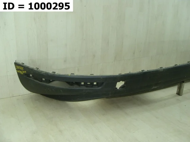 Накладка заднего бампера для Volkswagen Touareg II (7P5) 2010-2014 на фотографиях