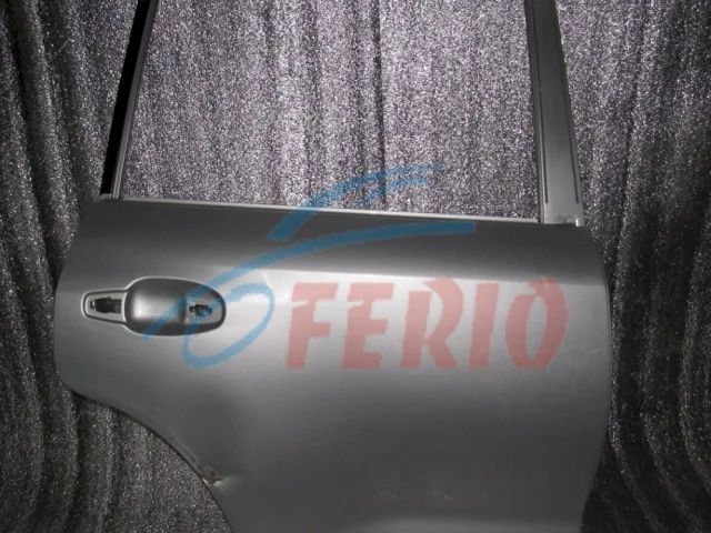 Дверь задняя правая для Toyota Land Cruiser 200 2007-2015 на фотографиях