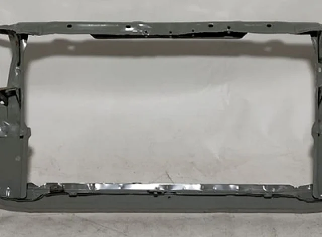 Панель радиатора (телевизор) для Toyota Corolla E120/E130 Седан 2000-2007 на фотографиях