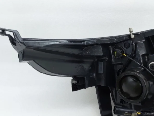 Фара левая для Ford Explorer U502 2011-2016 на фотографиях