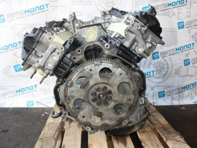 Двигатель для Toyota Land Cruiser 200 2007-2015 на фотографиях