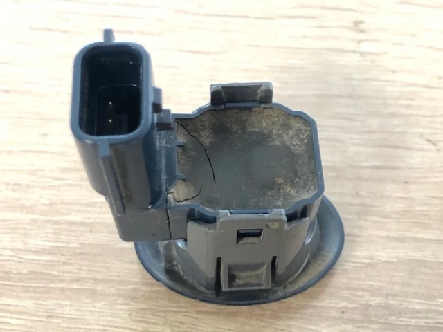 Датчик парктроника задний для Mitsubishi Outlander III 3 rest GF0W 2018-2022 на фотографиях