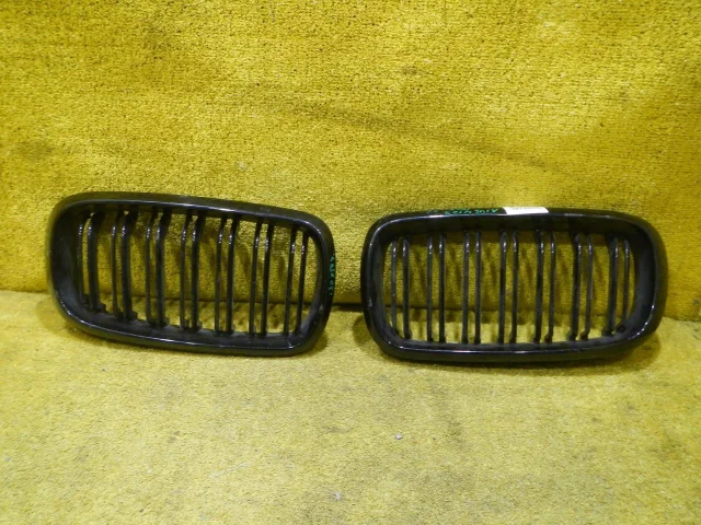 Решетка радиатора левая для BMW X6 Ф16 F16 2014-2019 на фотографиях