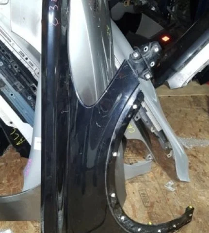 Крыло правое для Volvo C30 MK 2006-2013 на фотографиях