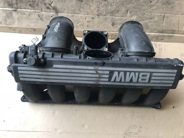Впускной коллектор для BMW X3 Е83 2003-2010 на фотографиях
