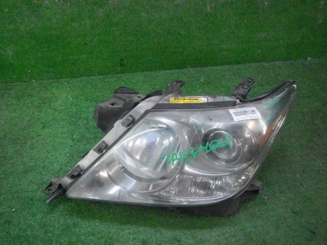 Фара левая для Lexus LX J200 2007-2015 на фотографиях