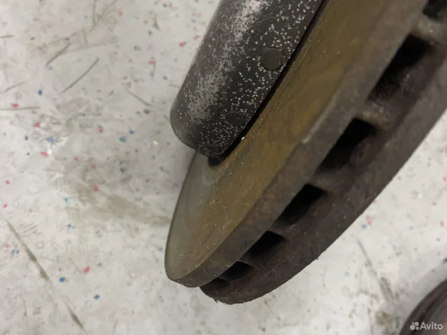 Диски тормозные передние (комплект) для BMW 5er G30 2016-2023 на фотографиях