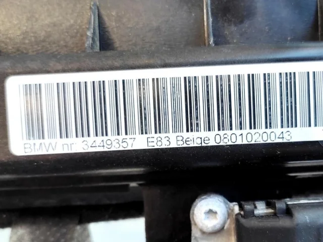 Люк (в сборе) для BMW X3 Е83 2003-2010 на фотографиях